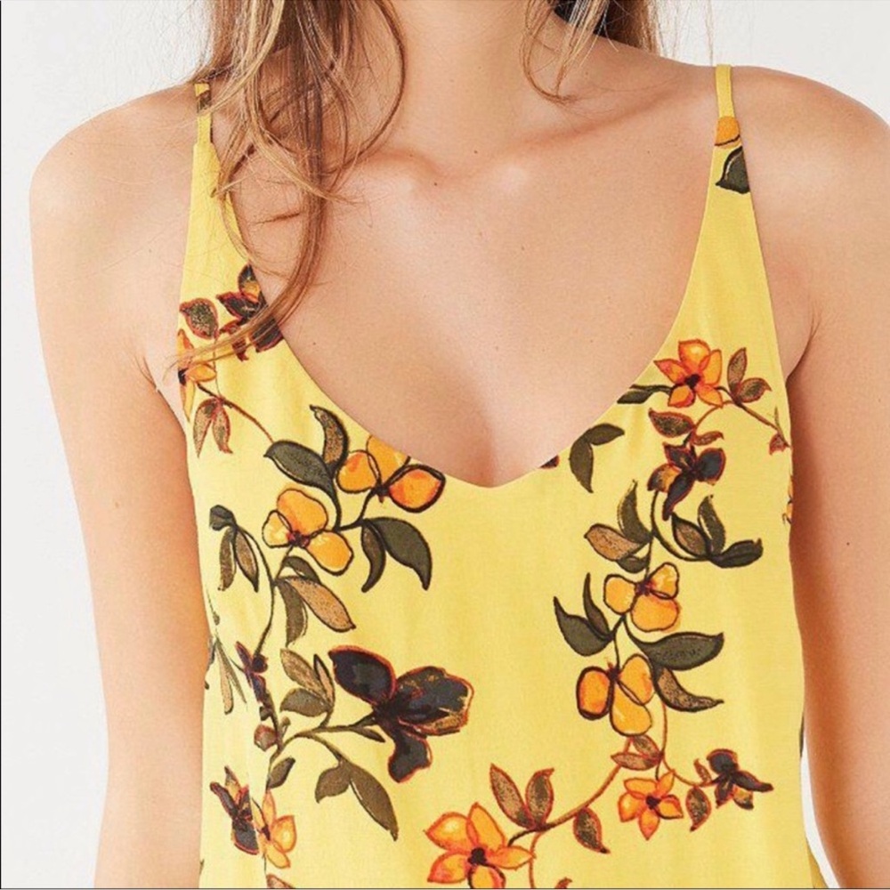 URBAN OUTFITTERS Zoe yellow floral mini dress - Picture 2 of 5
